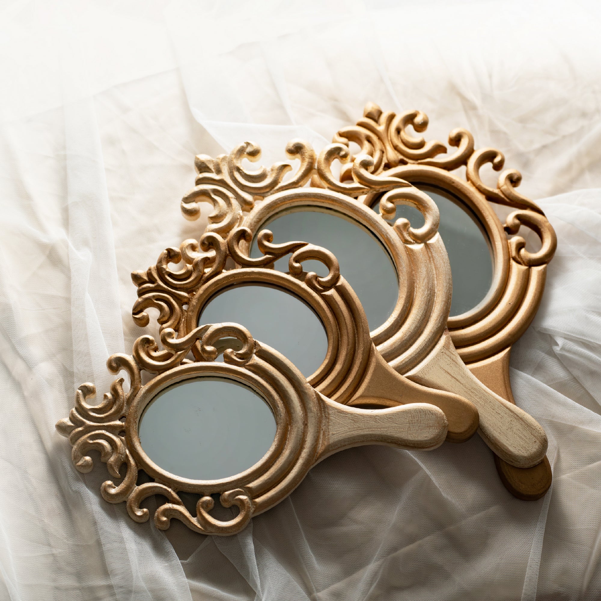 Deco Chalk Paint Vintage Handheld Mirror