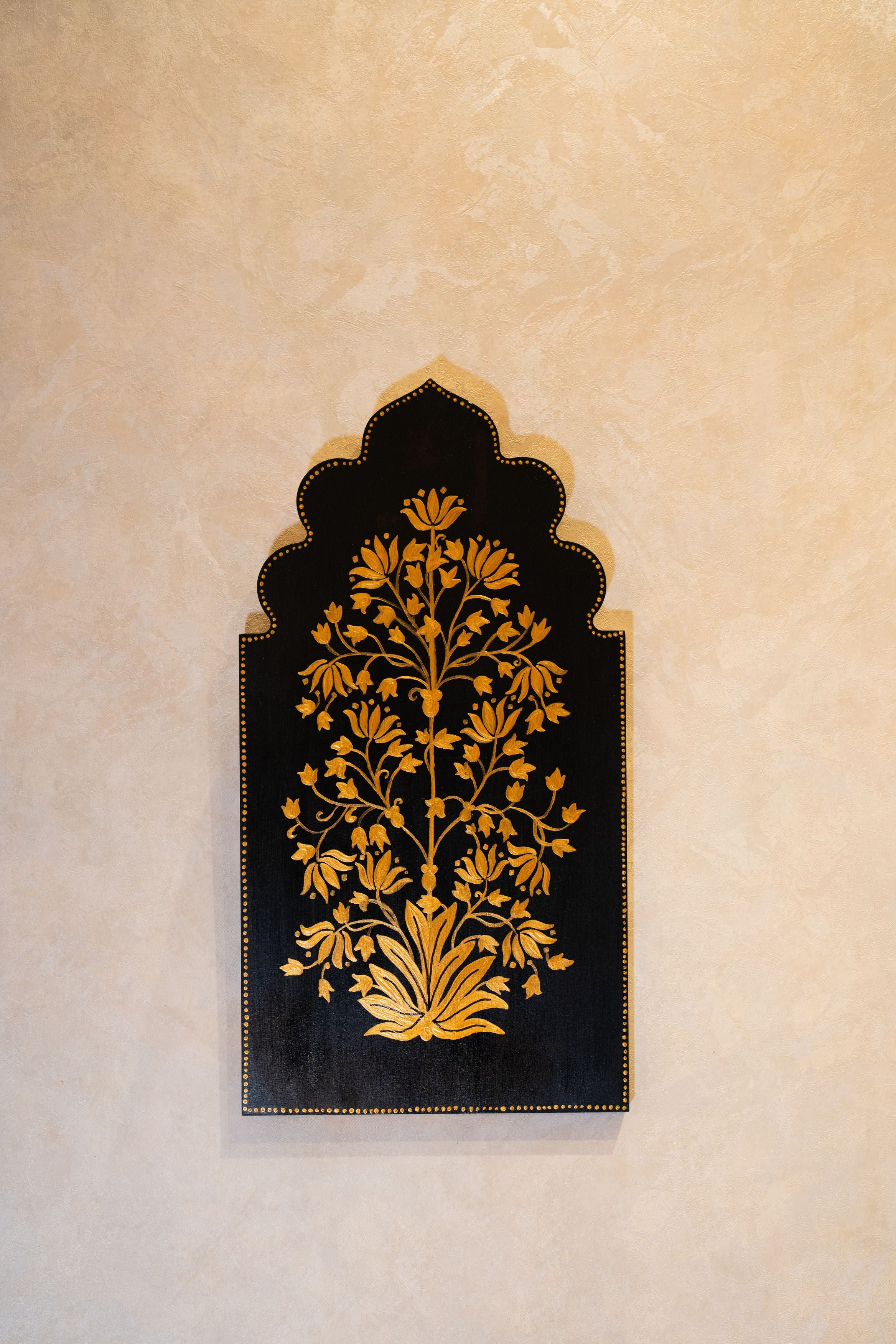 Mughal bloom wall frame (Gold)