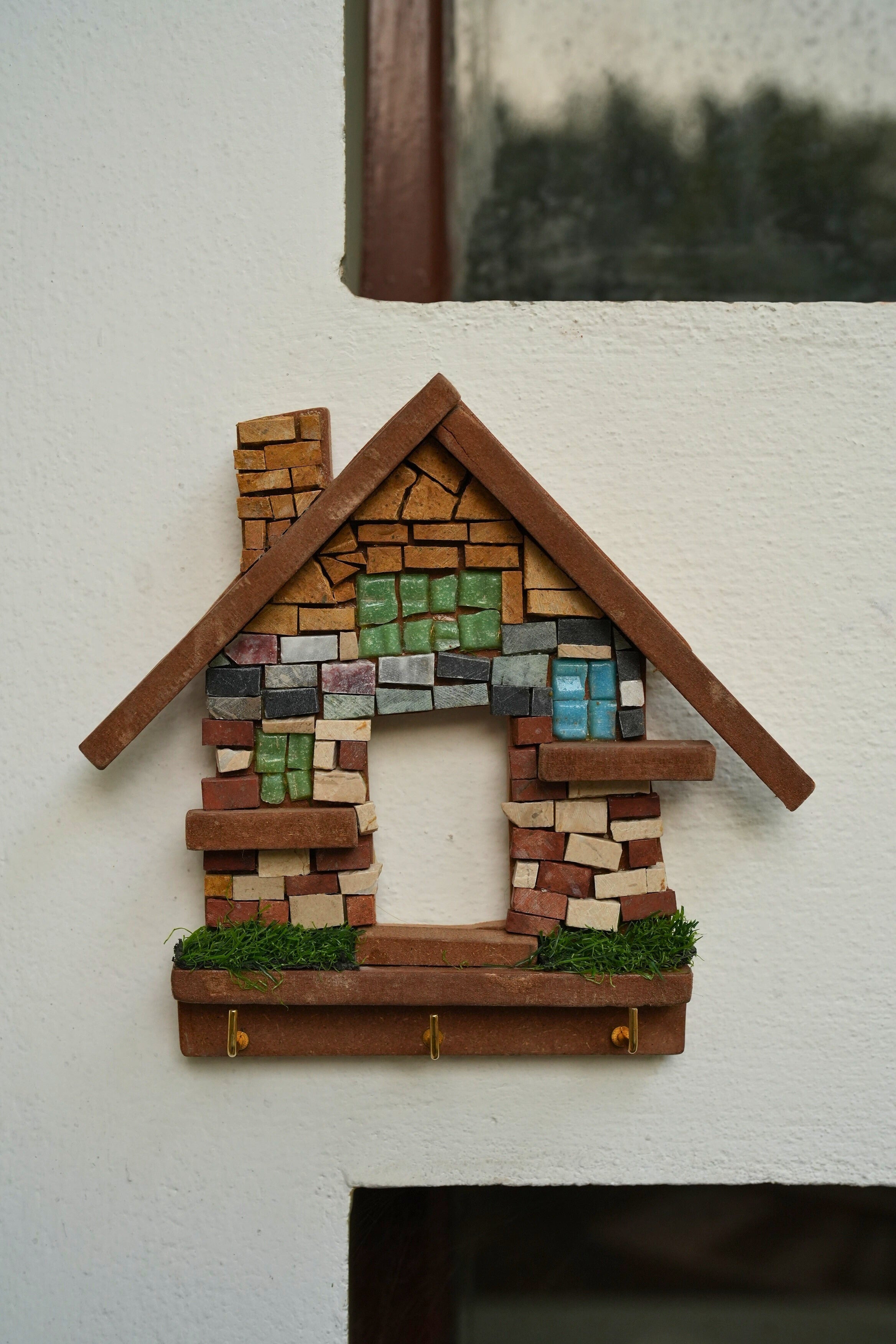 Mosaic Artwork House Key Frame