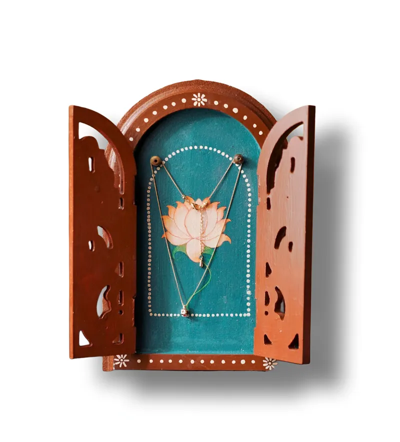 Jewellery Hanging Arch